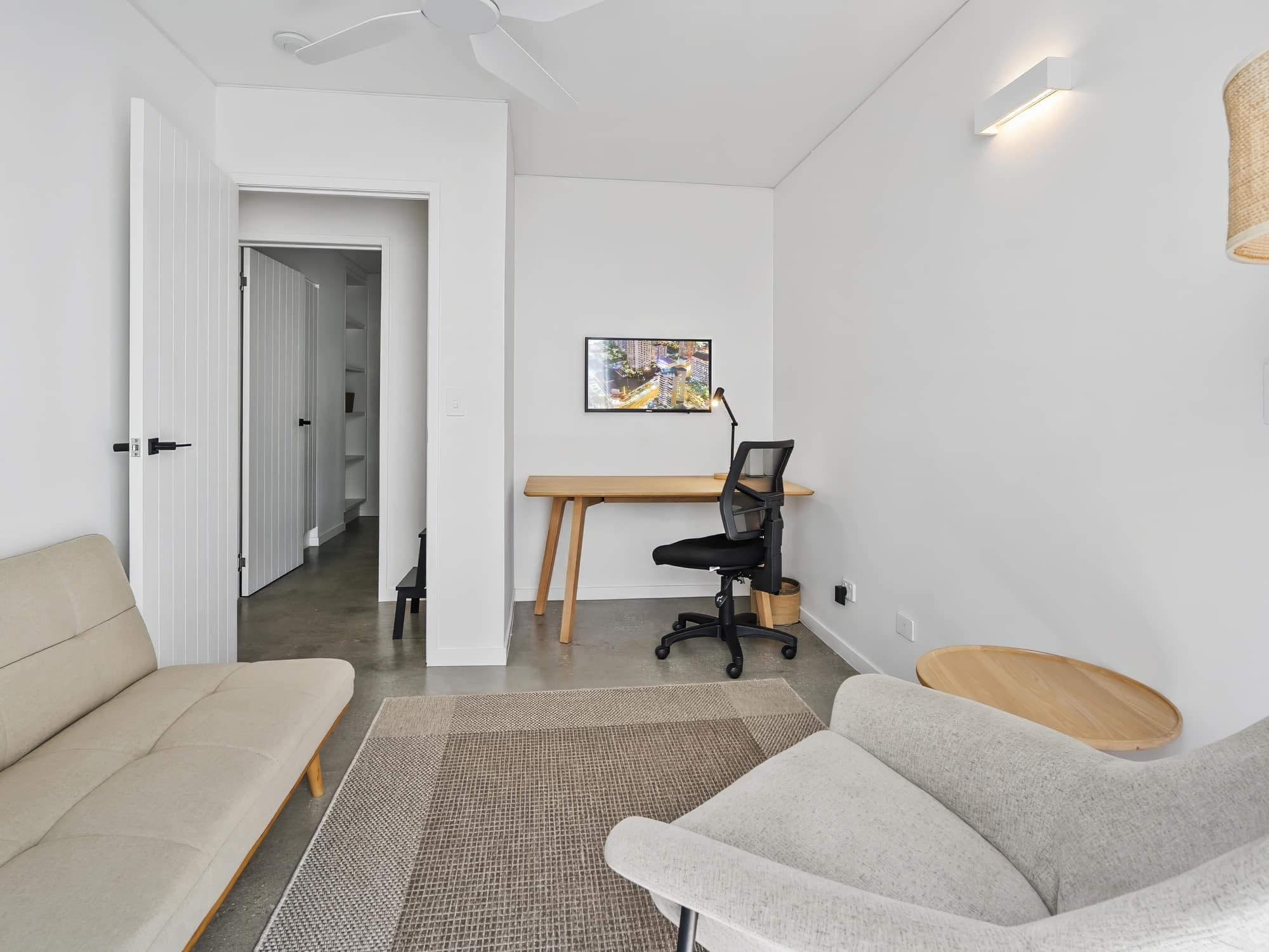 004 Open2view Id976316 1 10 Crank Street