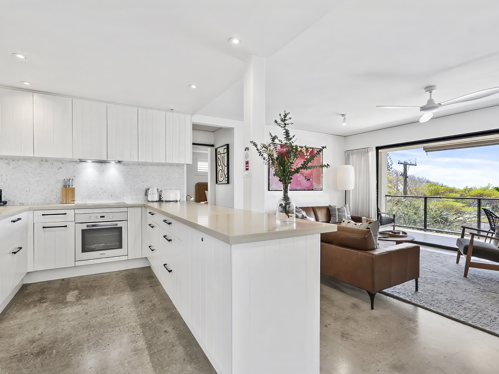 013 Open2view Id976316 1 10 Crank Street