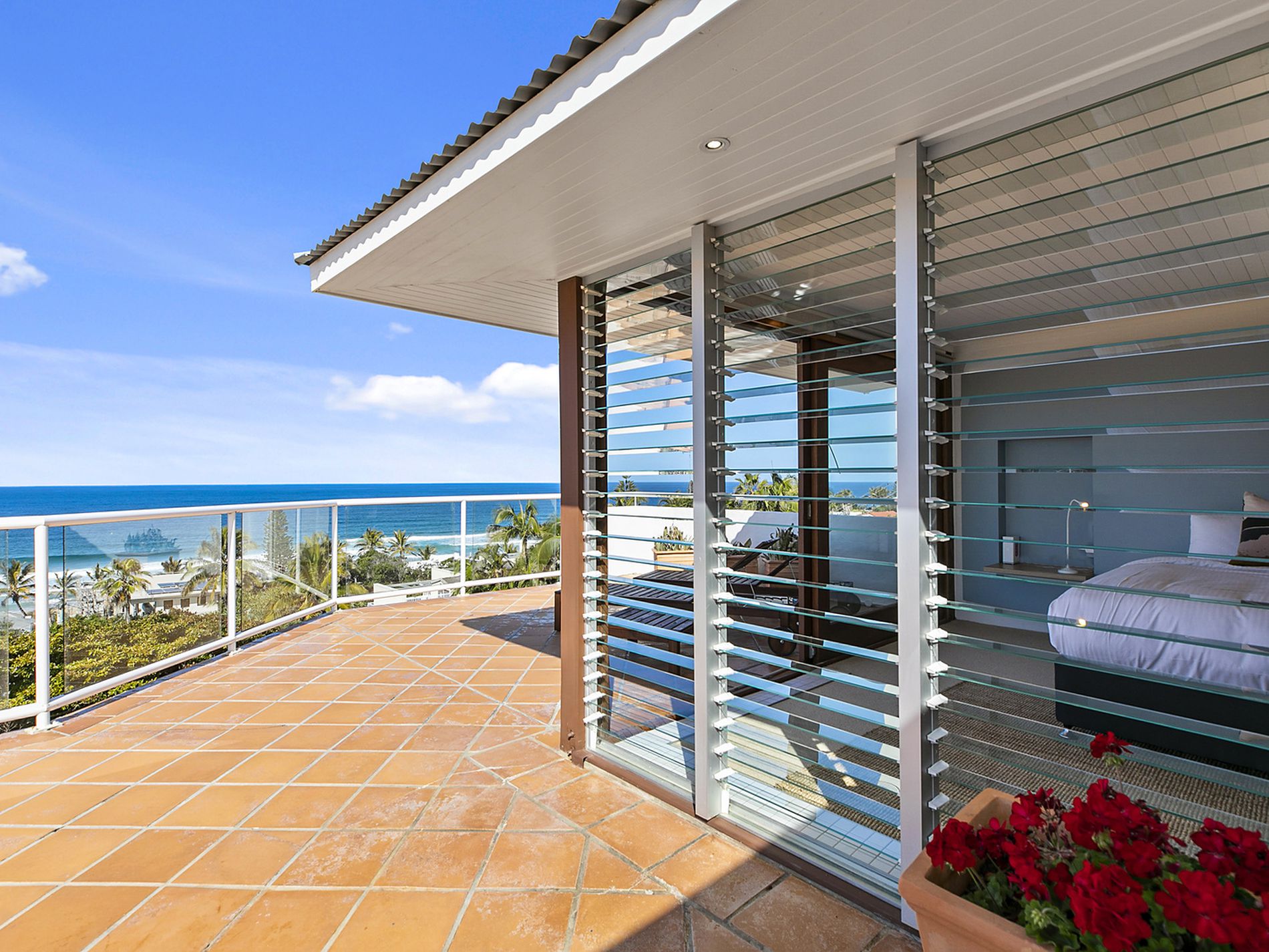 Seascape Sunshine Beach (2)