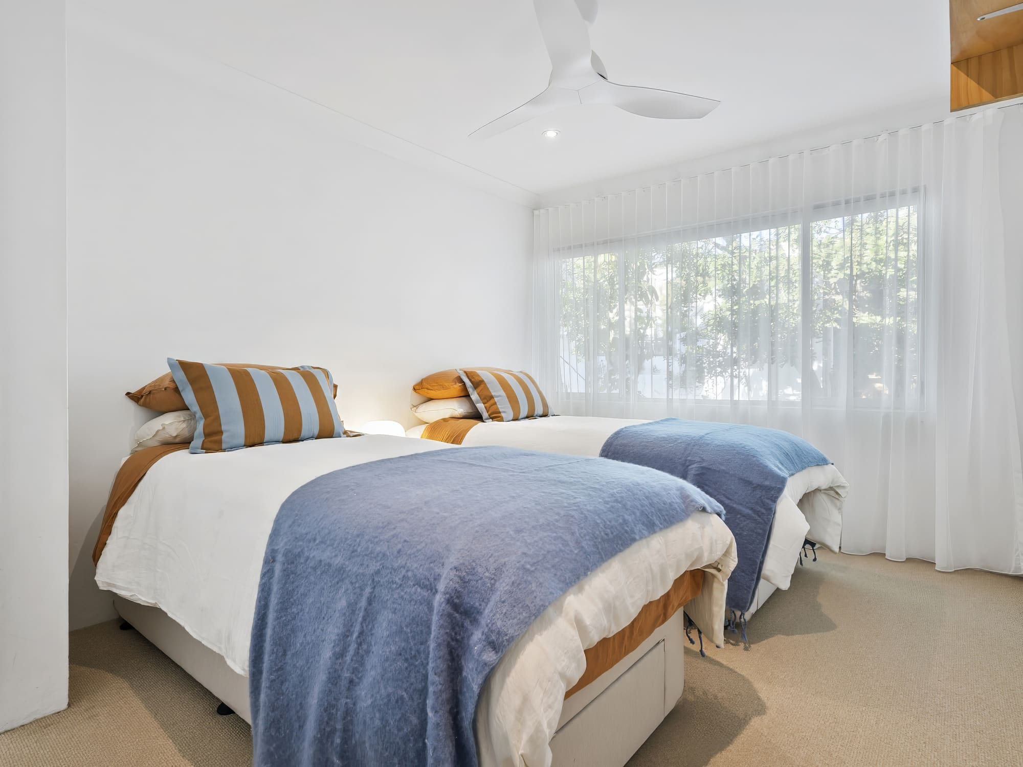 002 Open2view Id965148 4 8 Natasha Avenue