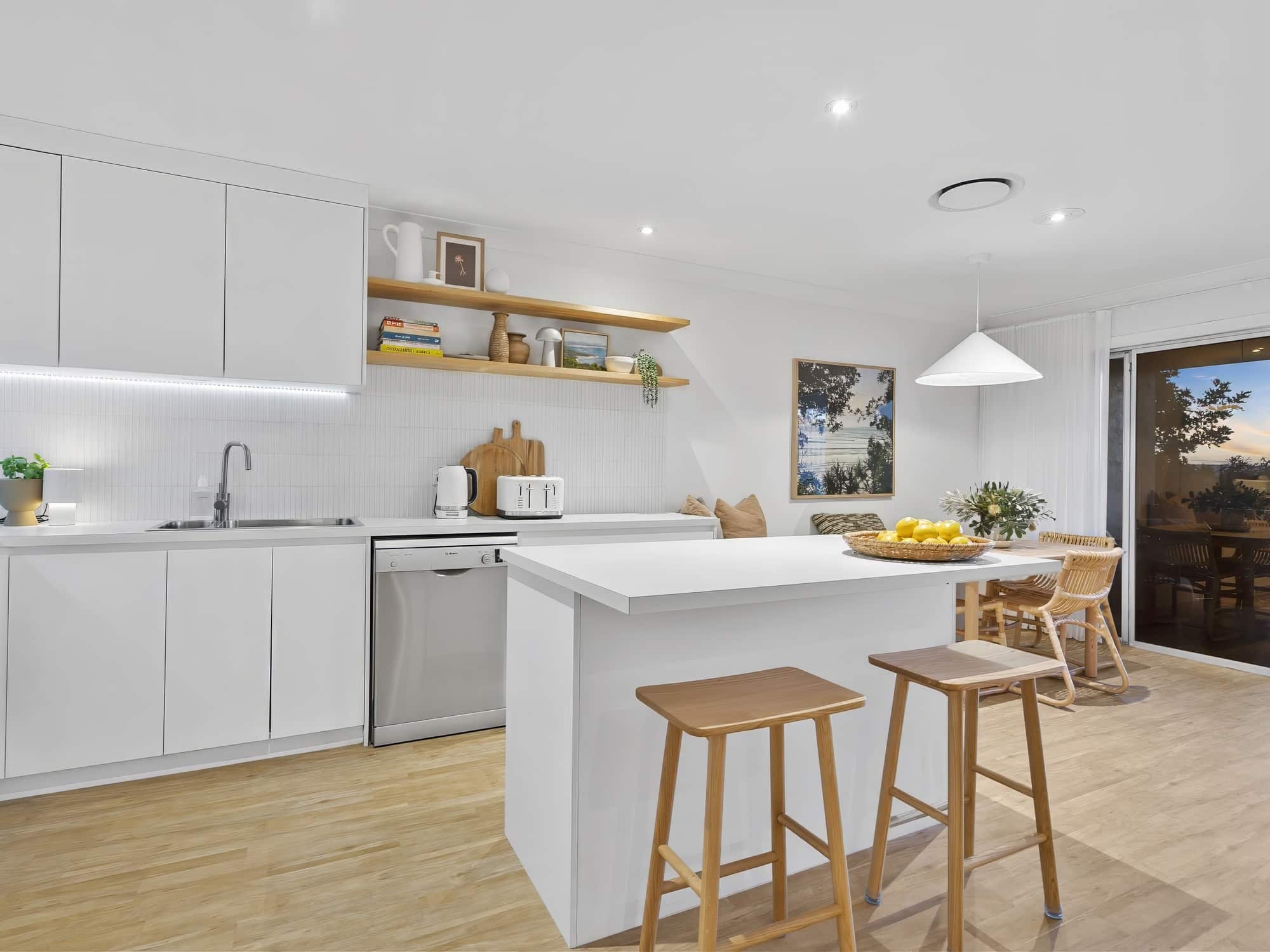 020 Open2view Id965148 4 8 Natasha Avenue