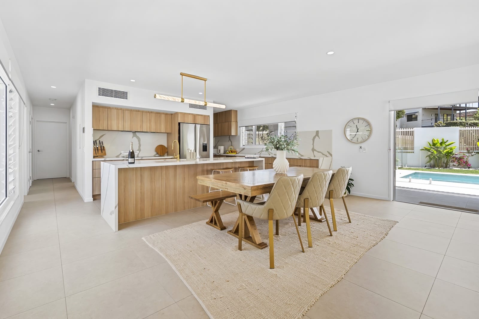 002 Open2view Id977949 56 Oloway Crescent