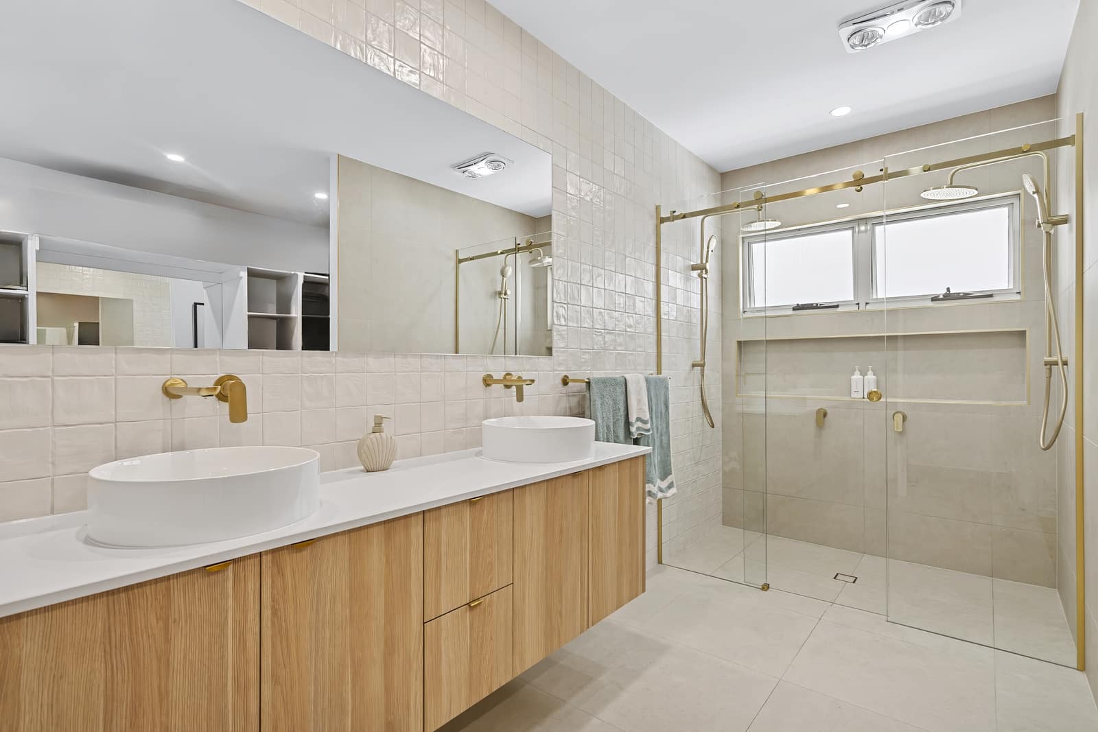 024 Open2view Id977949 56 Oloway Crescent