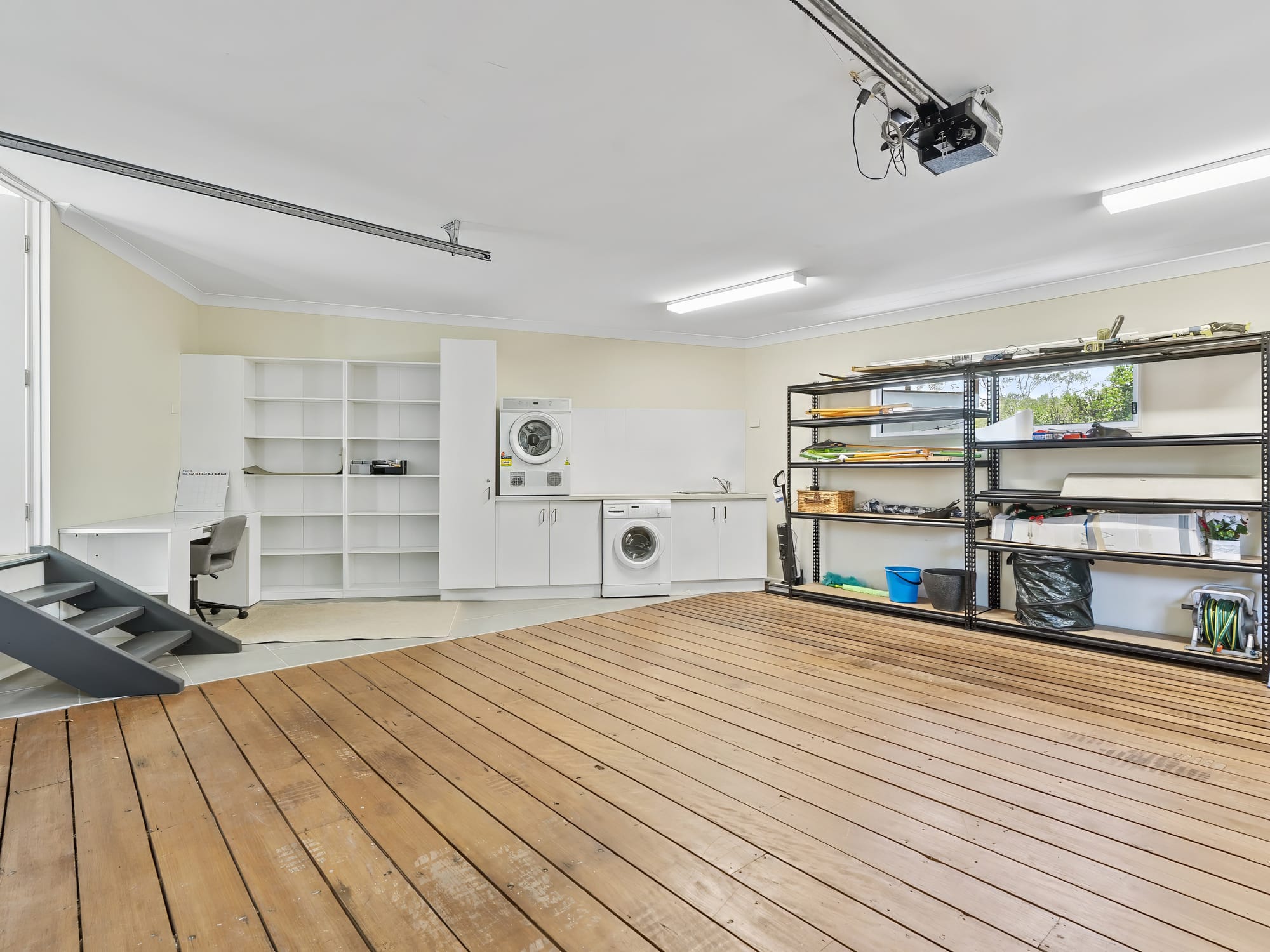 031 Open2view Id981843 6 Bartill Court